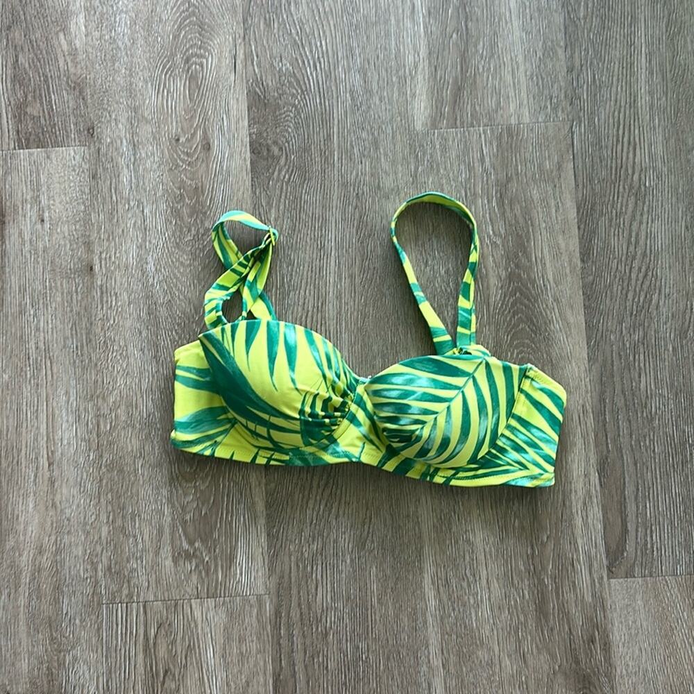 Aerie Lightly Lined Underwire Bikini Top Tropical Print Size 34C